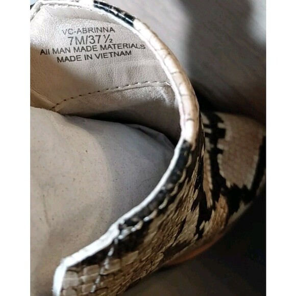 vince camuto Women Abrinna Shortbread Desert Python Zip Bootie Size‎ 7M - Picture 4 of 8
